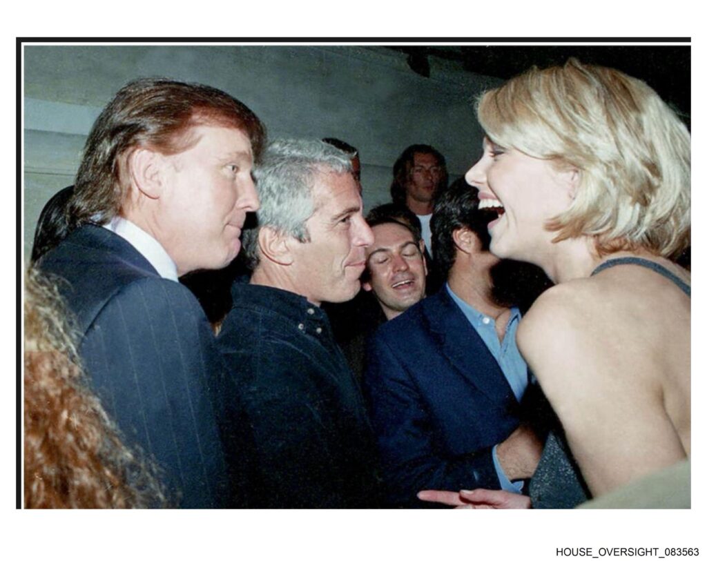 Nuevas Fotos De Trump Y Epstein En El Foco Político Foto: House_Oversight_083563 - Copy